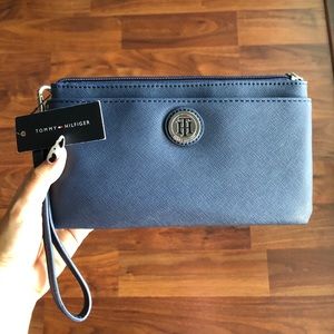Tommy Hilfiger navy wristlet